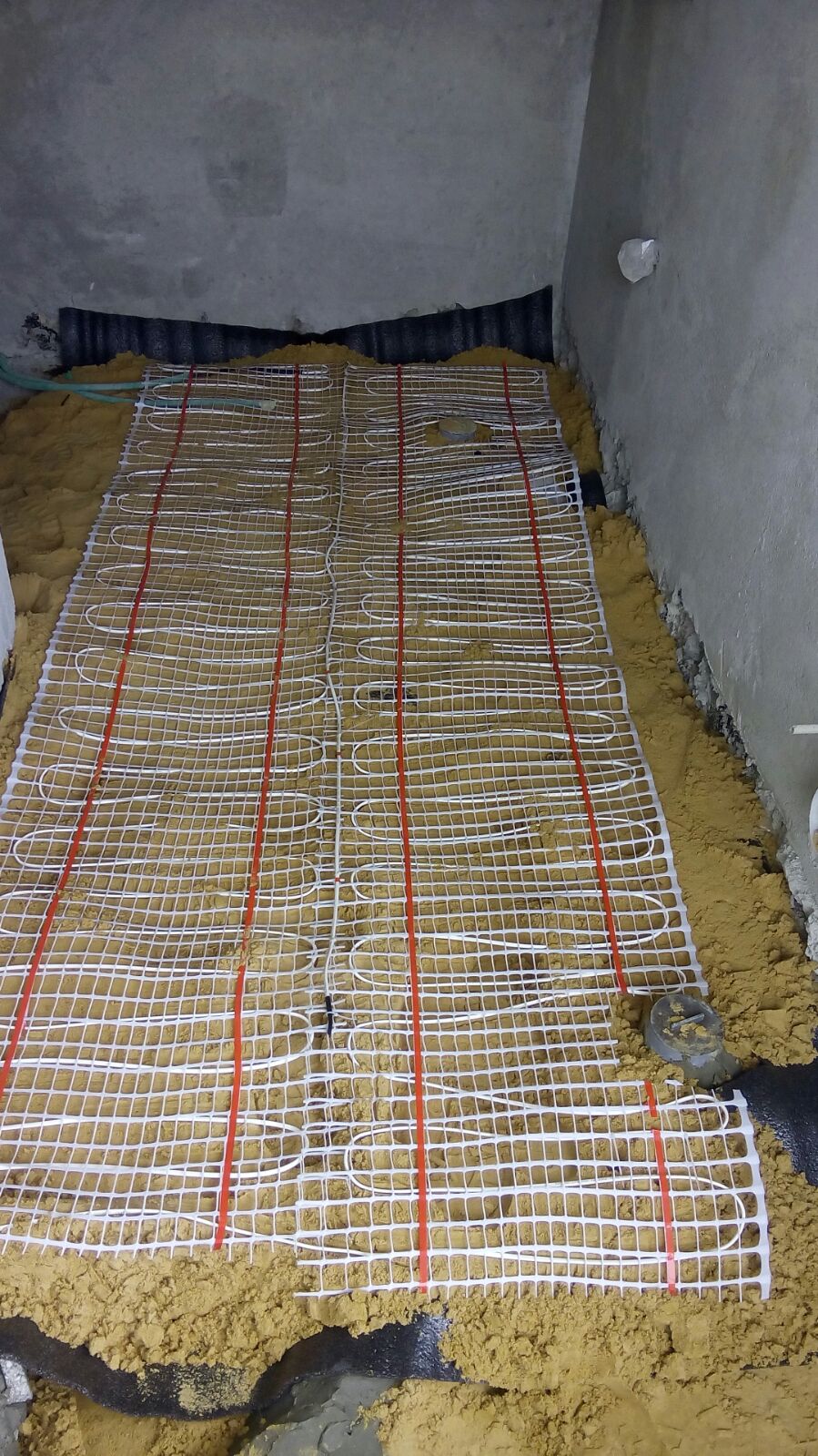 תוספת בניה על הגג ושיפוץ כללי בבית