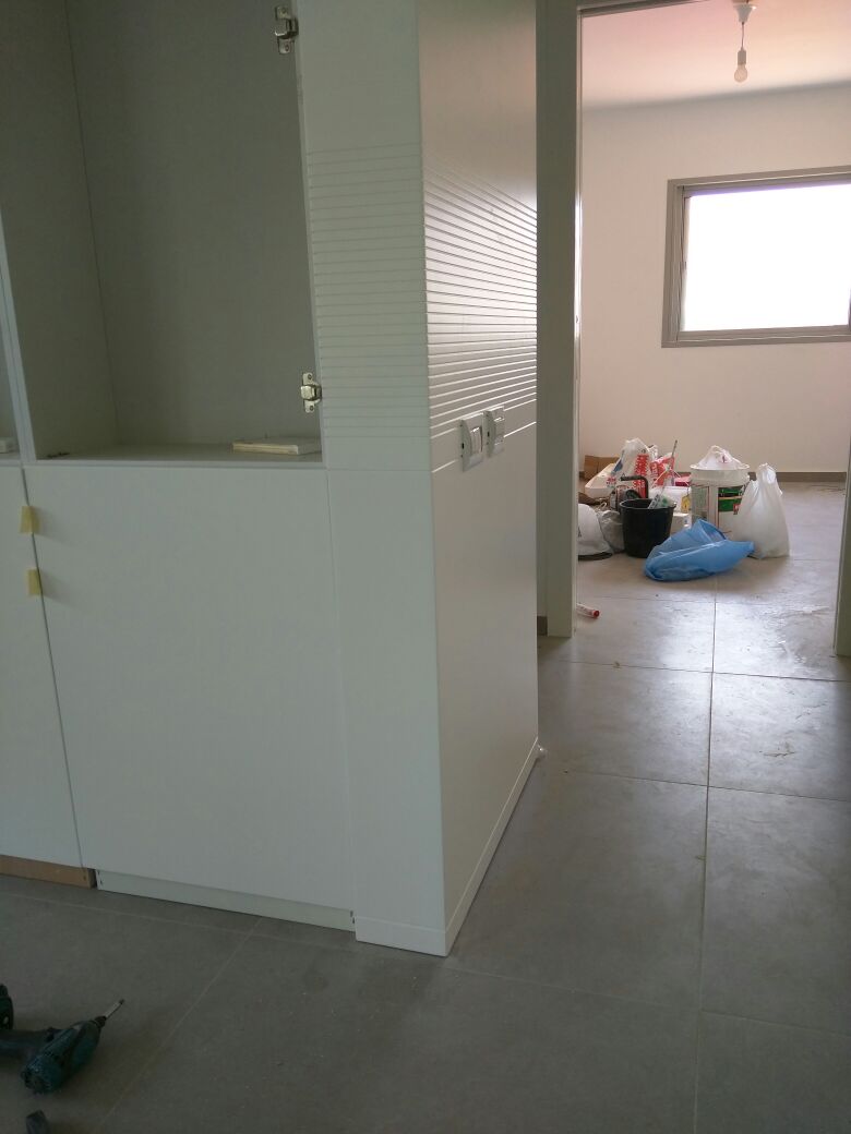 תוספת בניה על הגג ושיפוץ כללי בבית