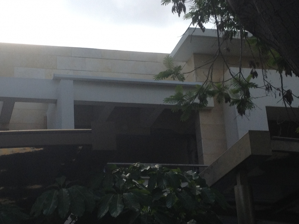 סגירת מרפסות ושיפוץ כללי