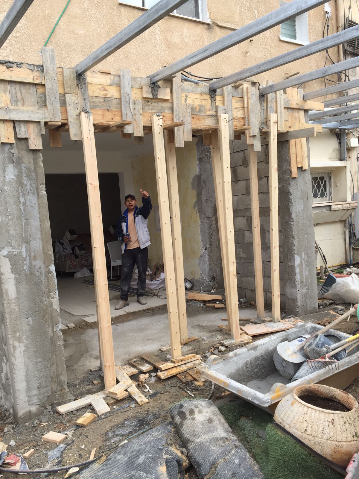 ריצוף וקרמיקה