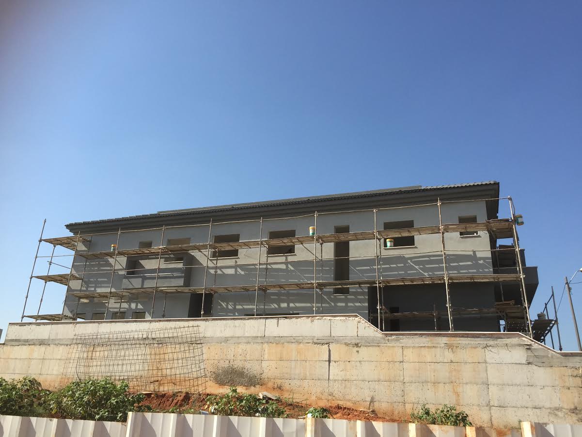 שיפוץ חיצוני במבנה