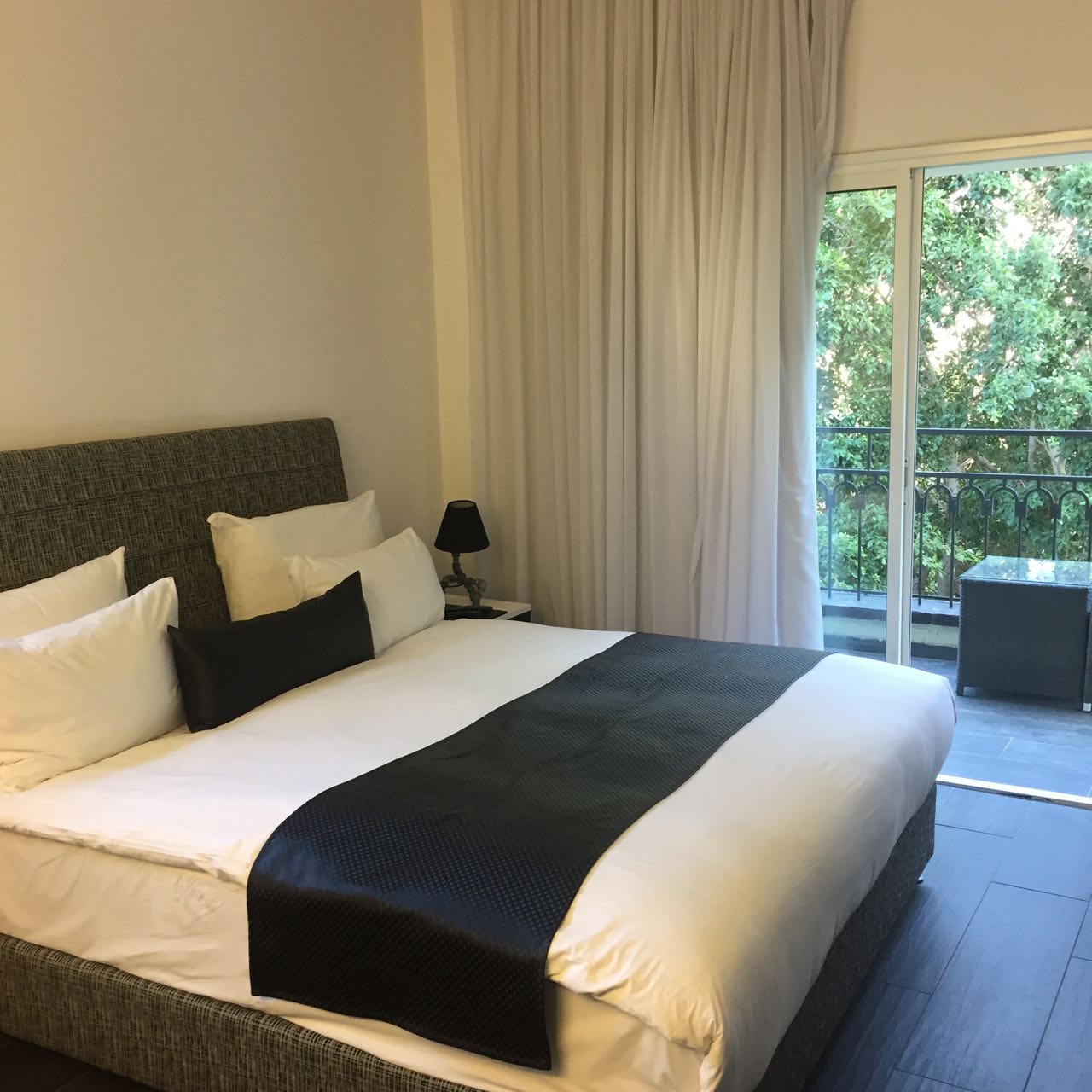 שיפוץ מלון "סילאנד" דירות נופש