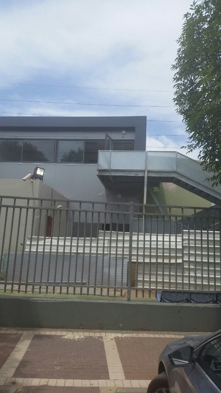 פרוייקט שיפוץ להיכל ספורט