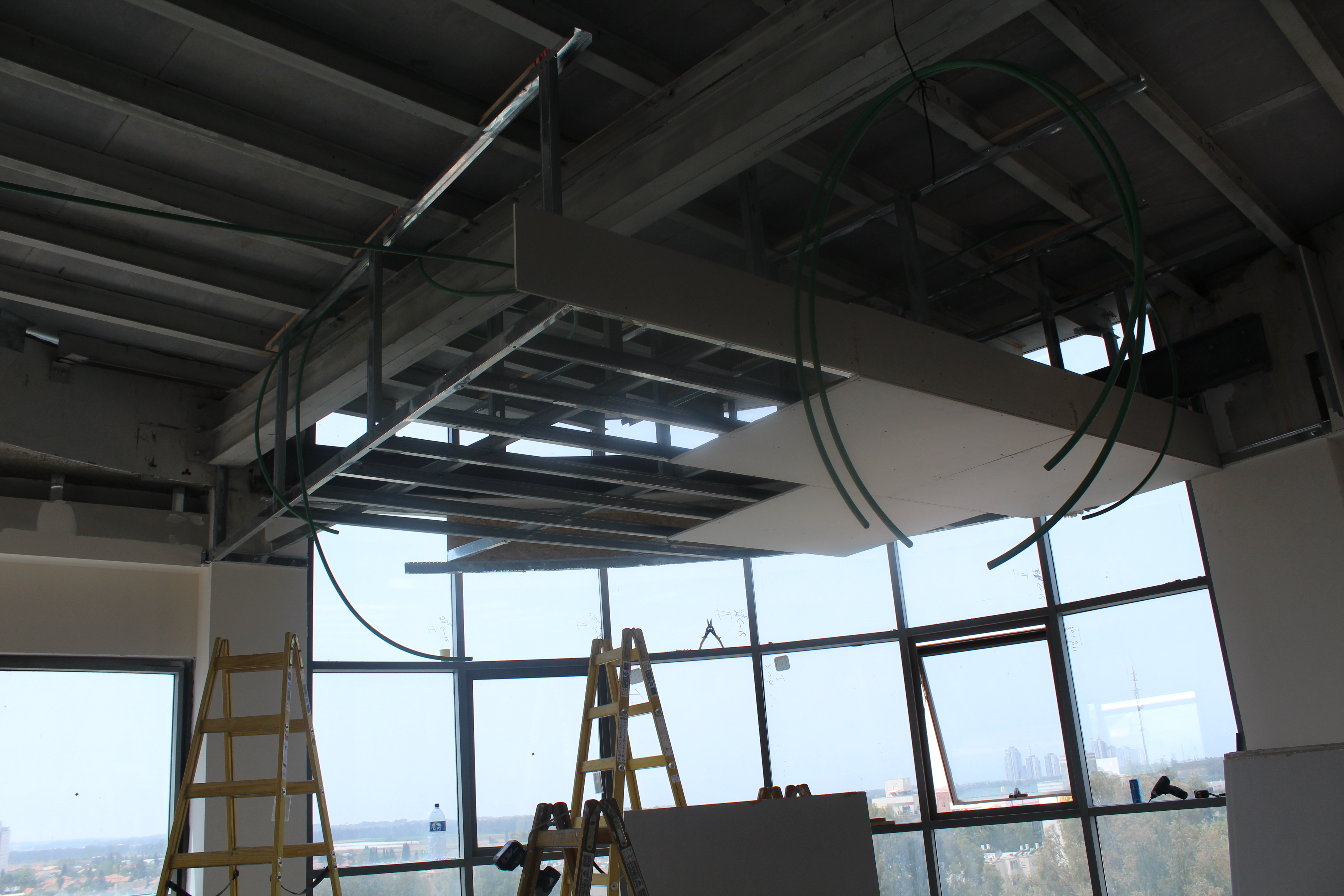 שיפוץ בניין