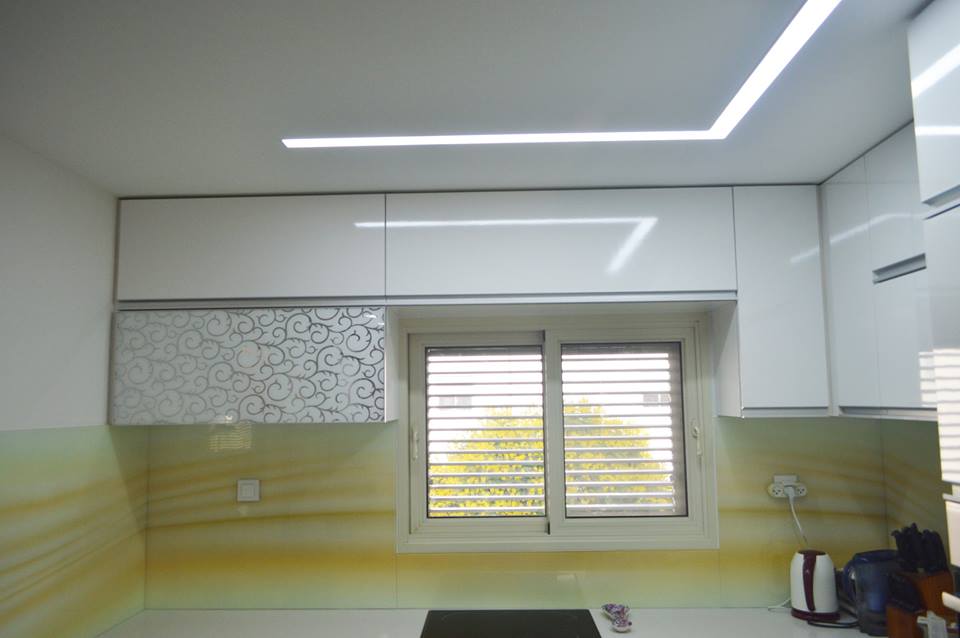 עבודות זכוכית מיוחדות