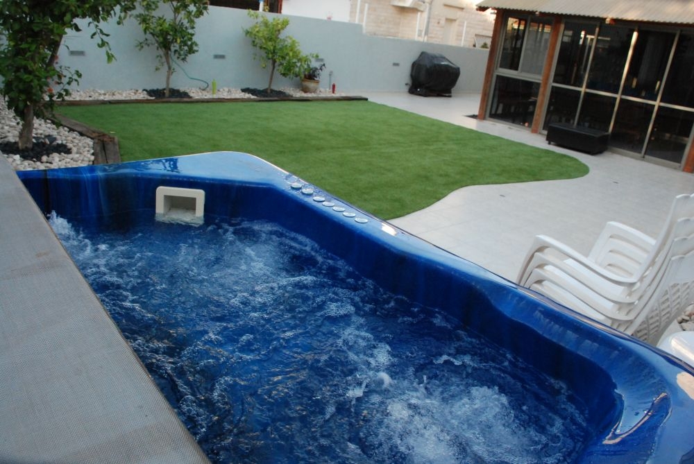 שיפוץ וילה-מושב עזר