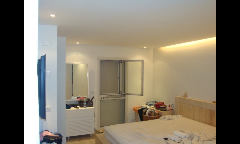 בניית יחידת דיור ושיפוץ בית פרטי