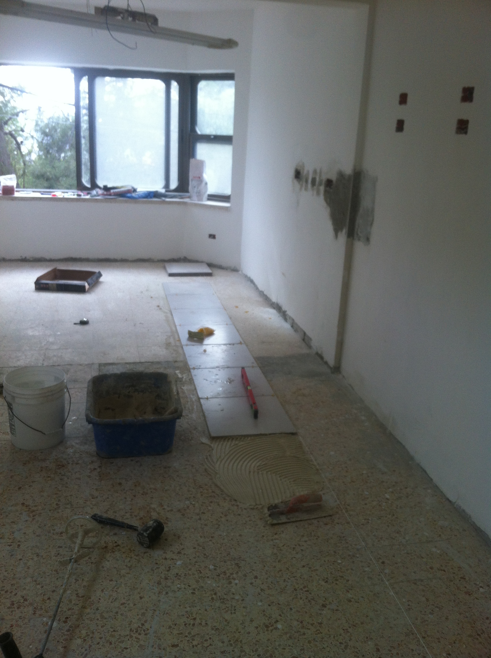 שיפוץ מטבח וסלון בישוב