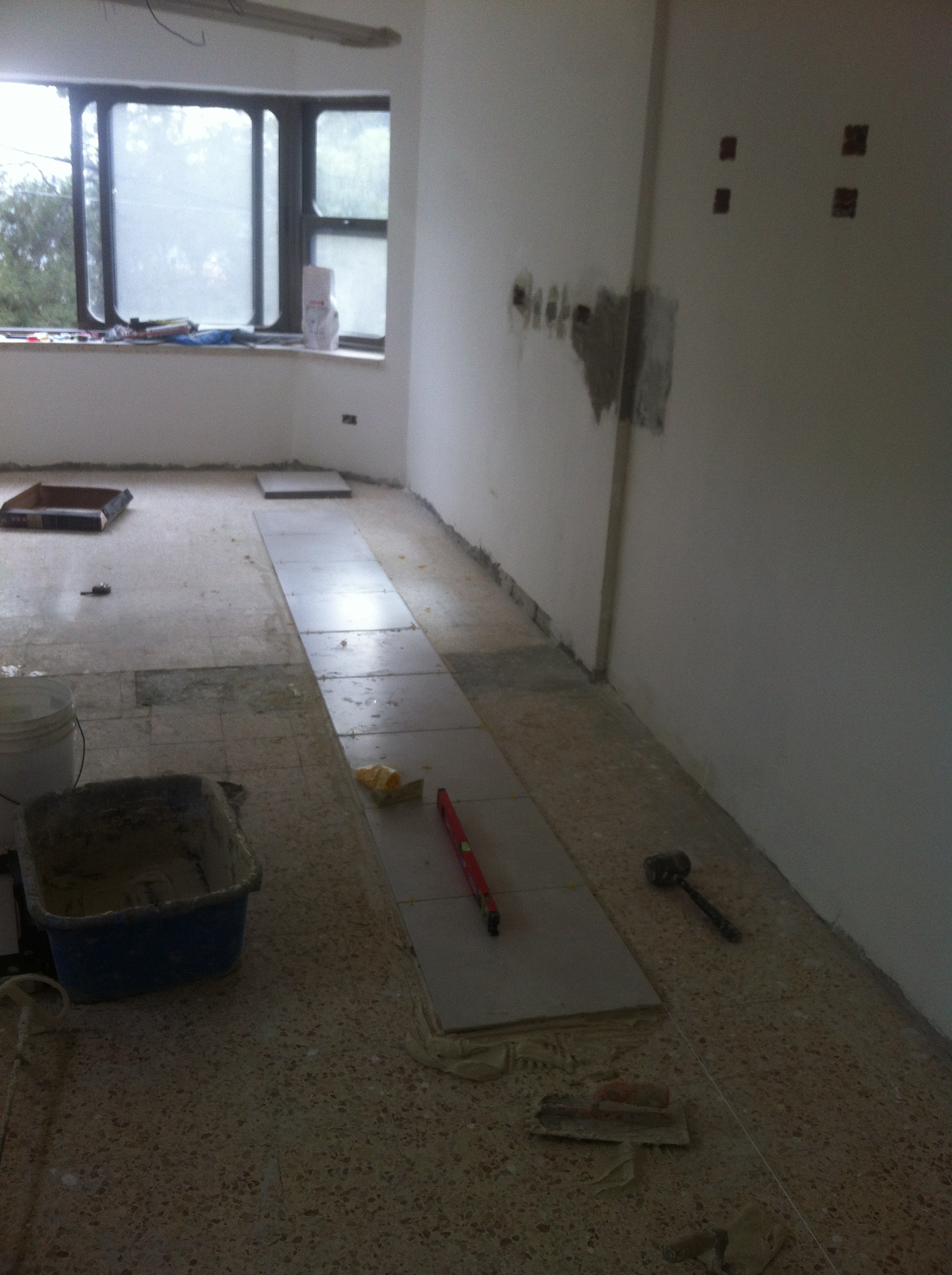 שיפוץ מטבח וסלון בישוב