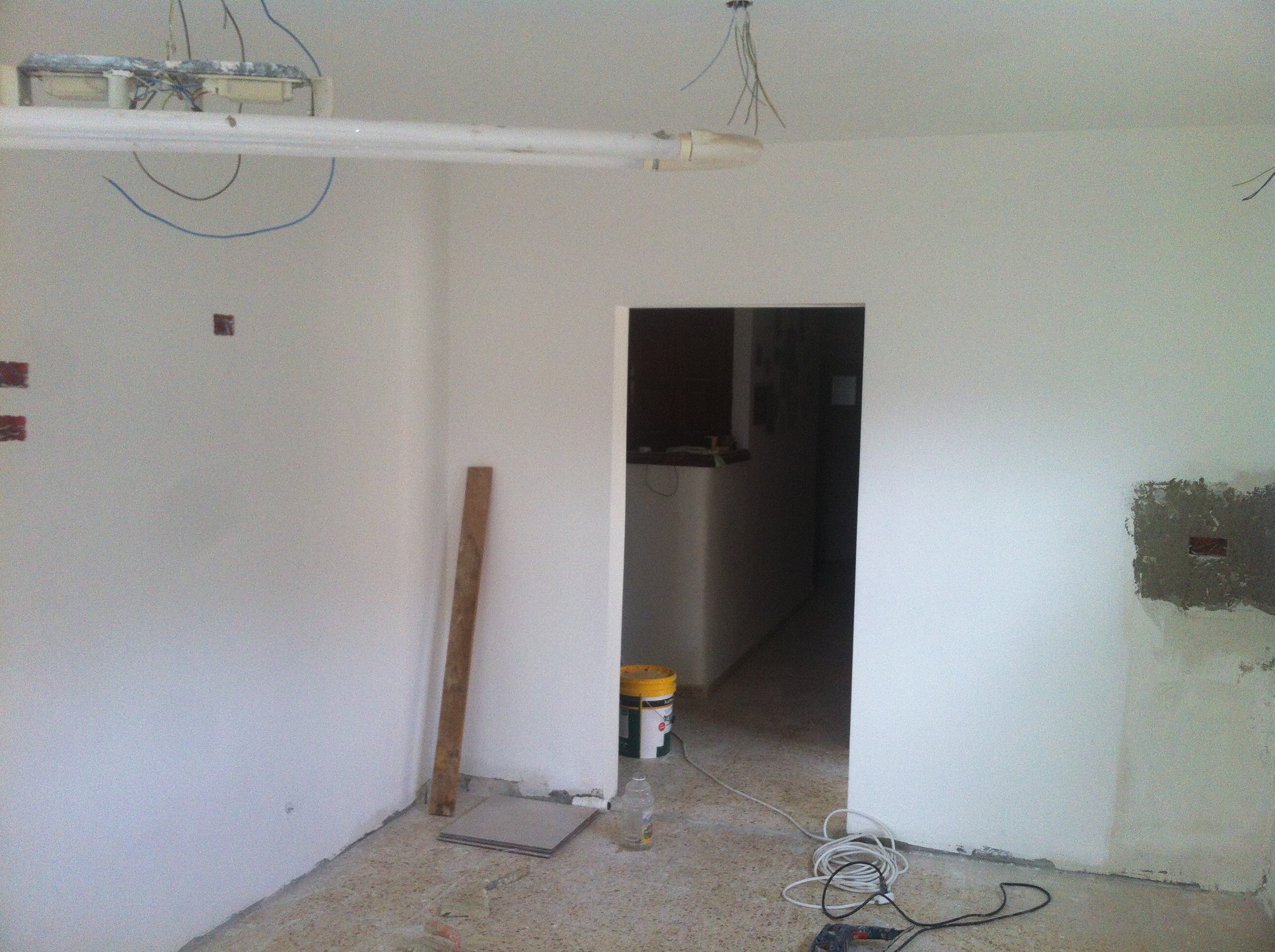 שיפוץ מטבח וסלון בישוב