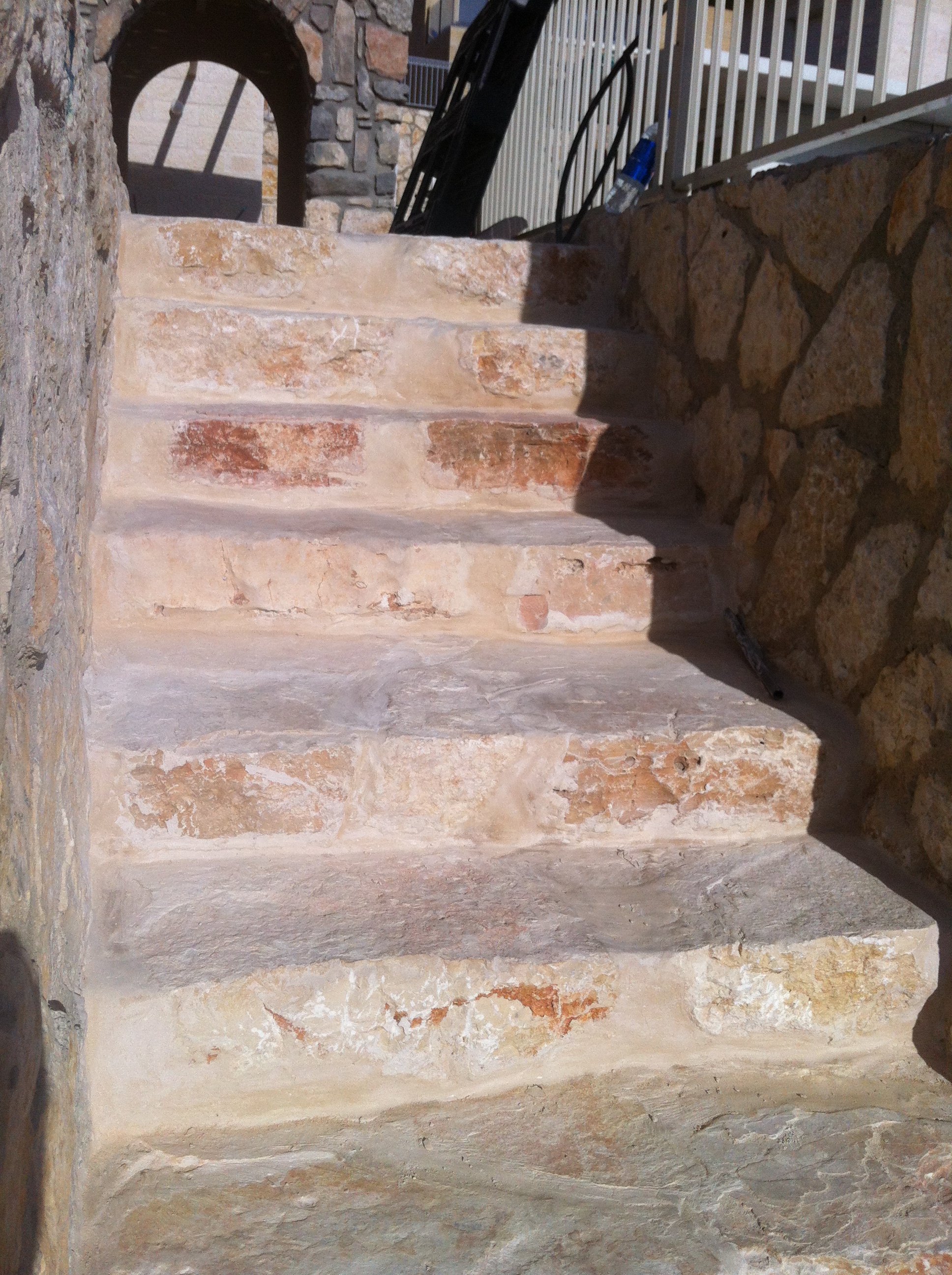 בנייה אומנותית באבן טבעית