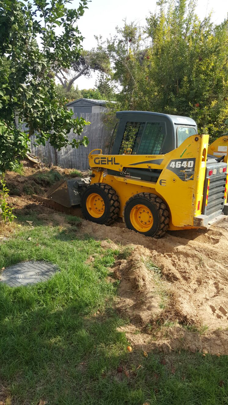 ריצופי חוץ, חיפויי קיר ודקים