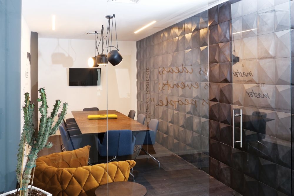 משרדי אינבסטינג אקדמי