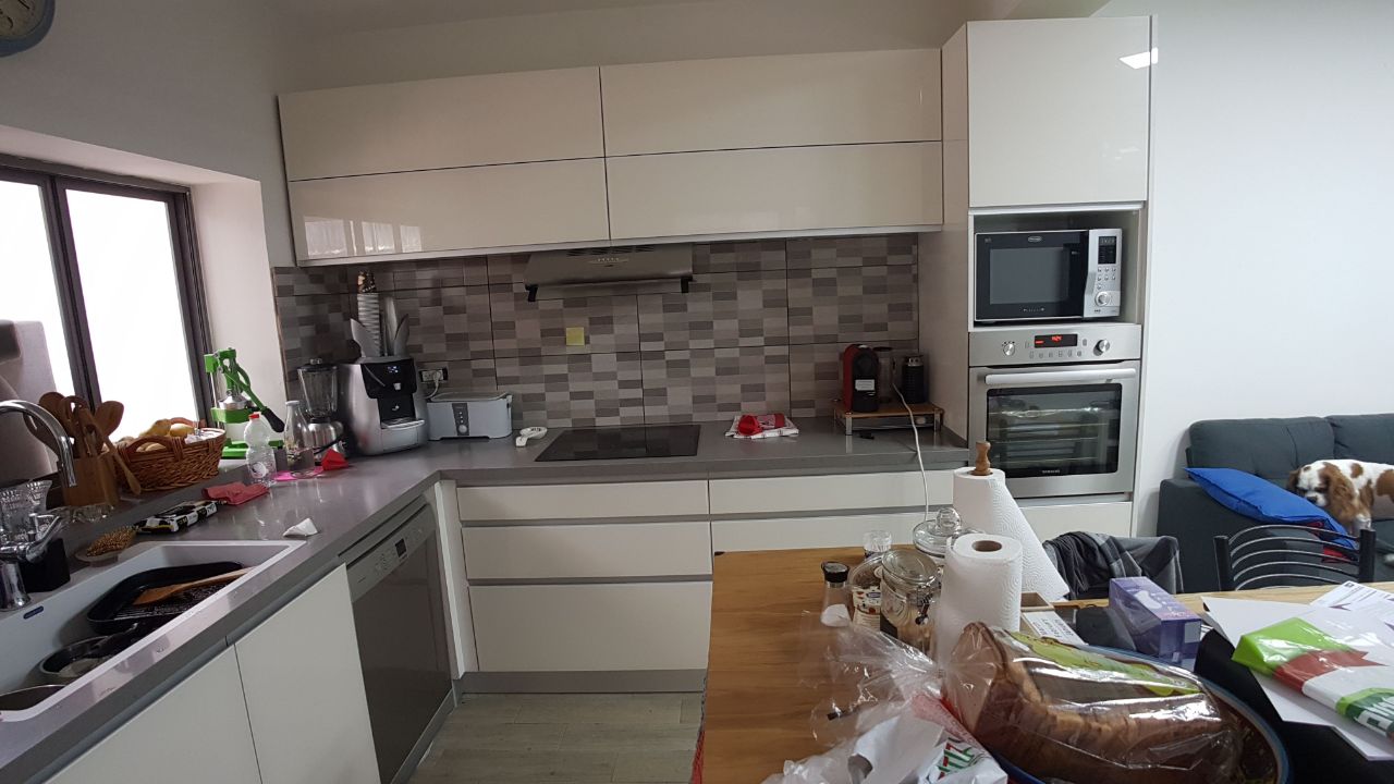 צילום מעבודה של מ.מ מטבחים