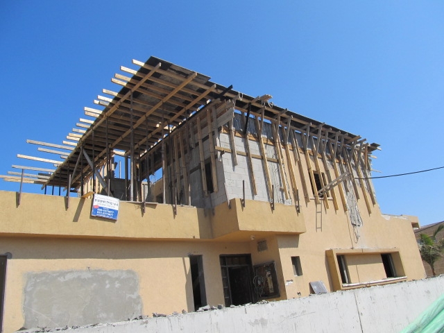 תוספת בנייה