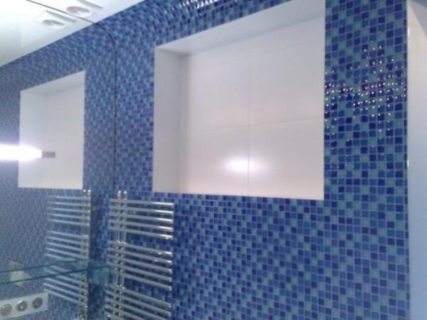 אמבטיות וחדרי שירותים