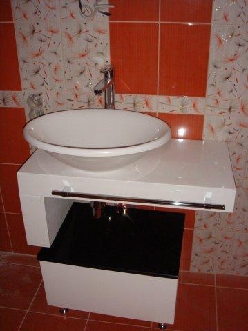 אמבטיות וחדרי שירותים