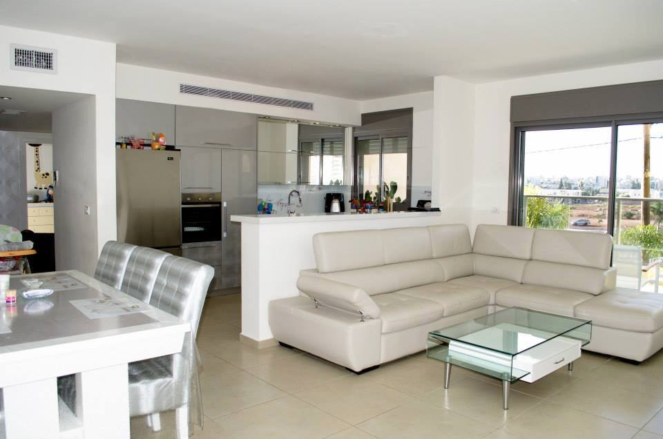 צילום מעבודה של ליאור פלאח שדה