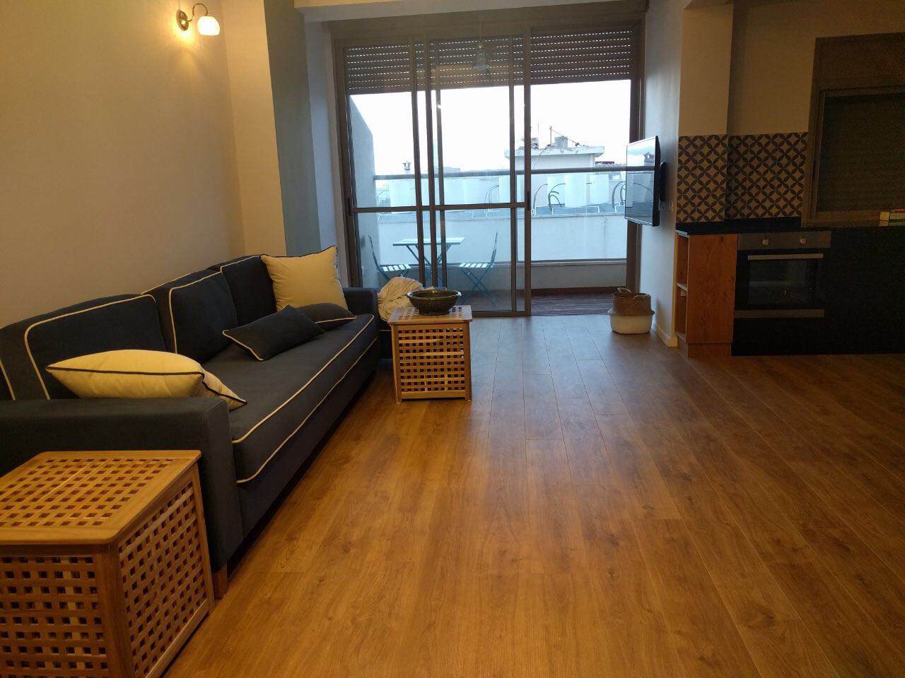 צילום מעבודה של טירת השטיחים ופרקטים