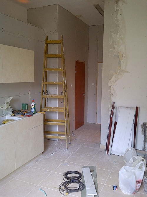 חלוקת דירה לשניים