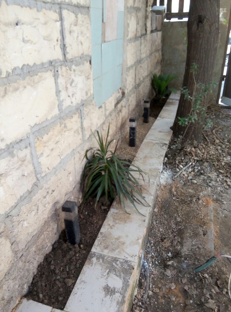 הכנסת צינור גיאוטכני סביב מבנה