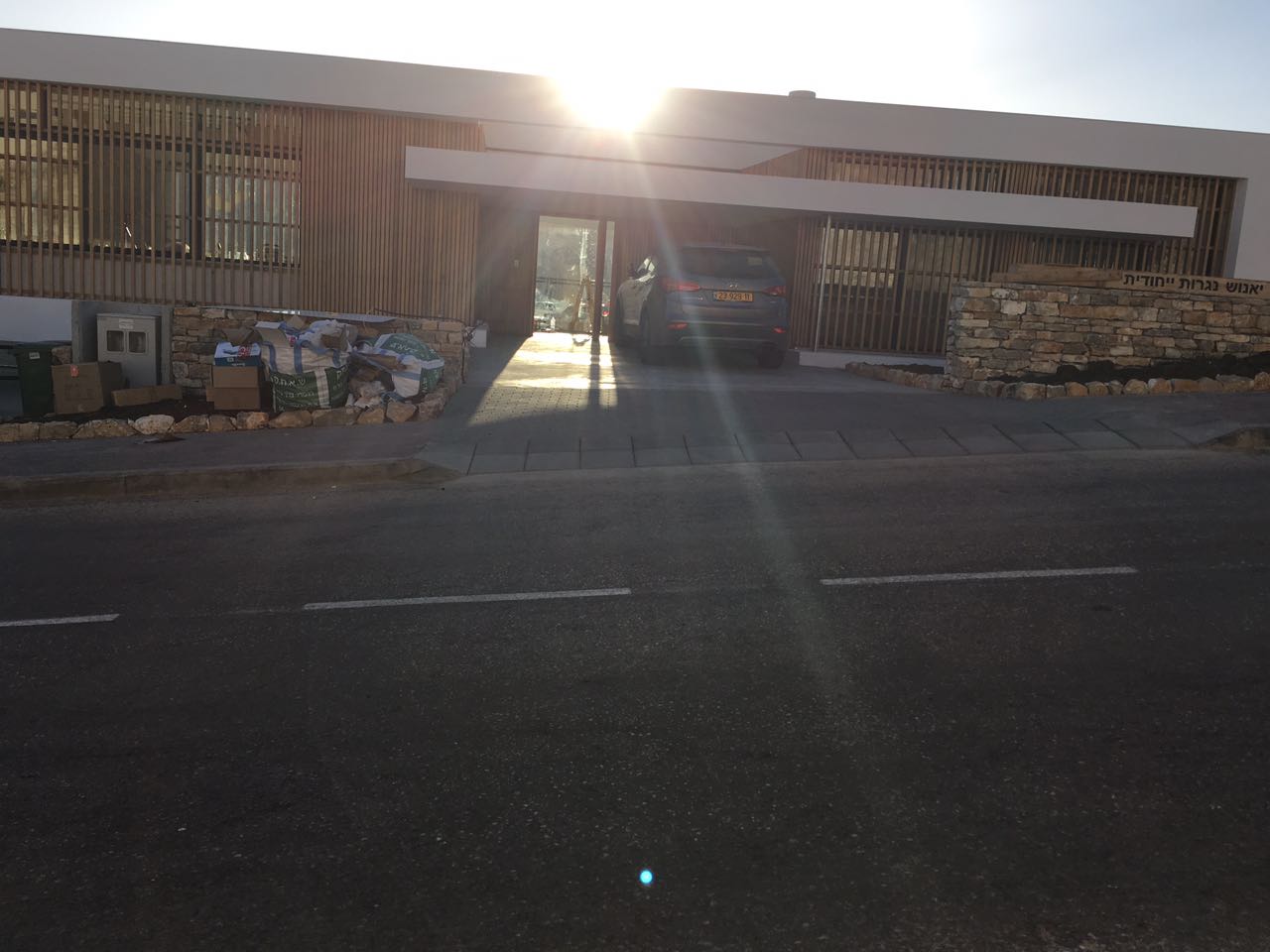 פרויקטים שונים של ברון אלומיניום