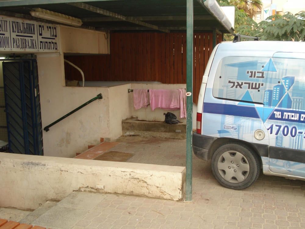 שיפוץ של חנות גוטקס ים המלח