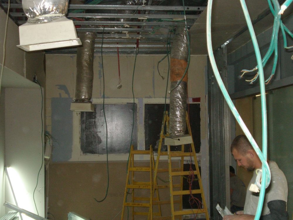 שיפוץ לחנות בגדים באשדוד