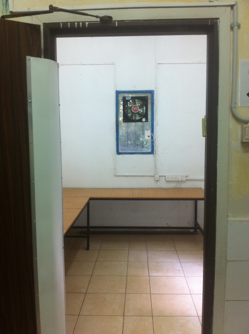 הקמת שירותים בבית ספר