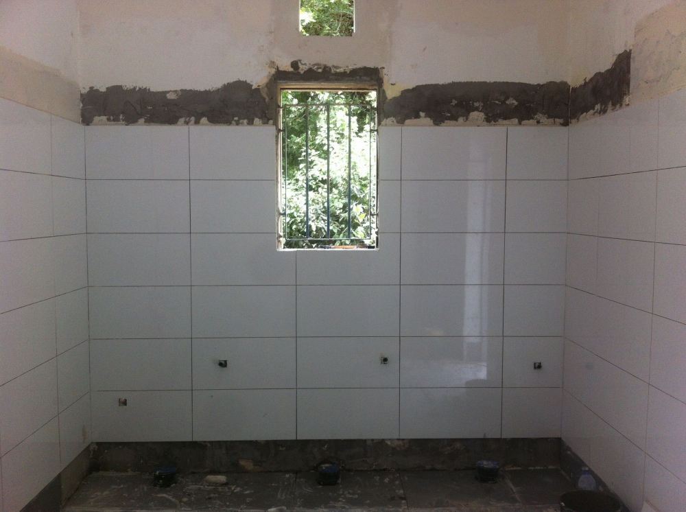 הקמת שירותים בבית ספר