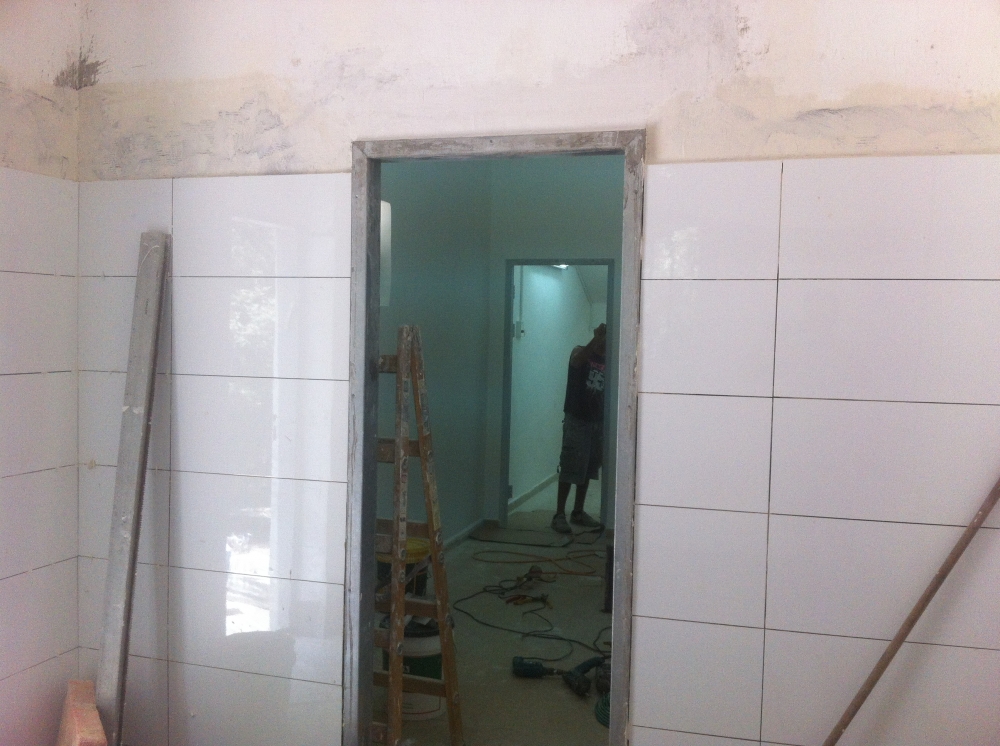 הקמת שירותים בבית ספר