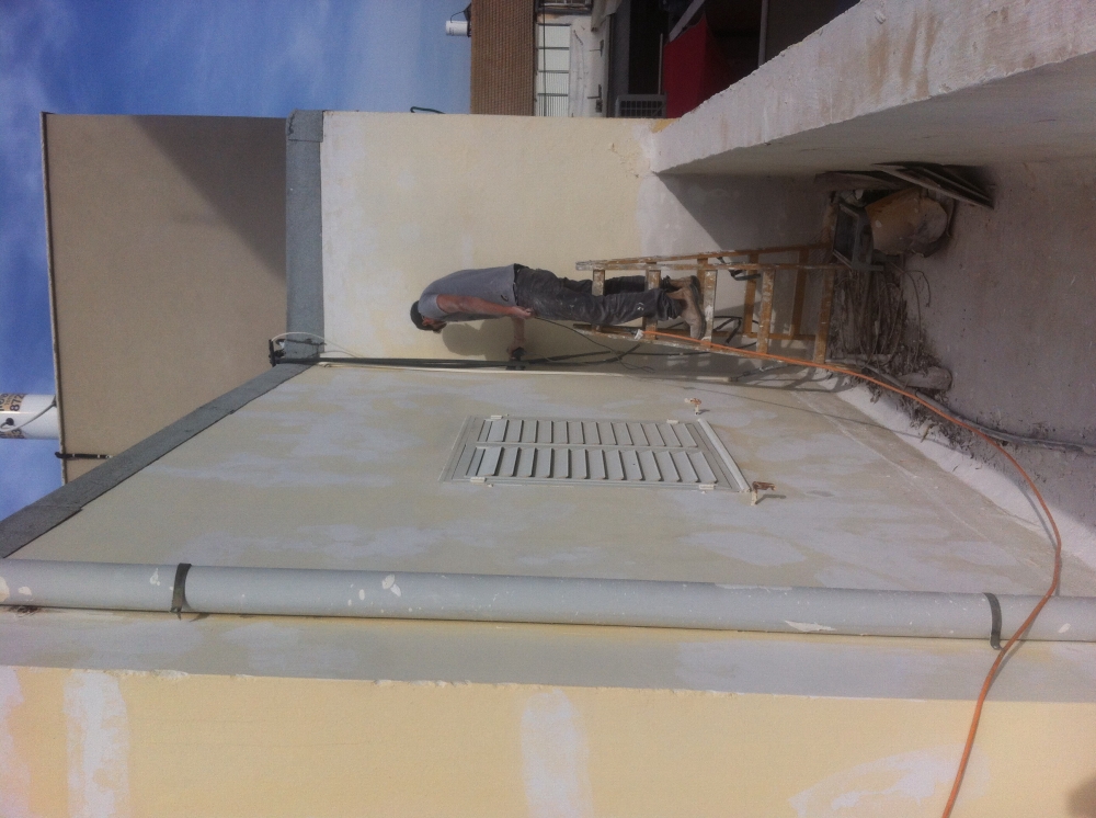 עבודת צבע - פנים וחוץ