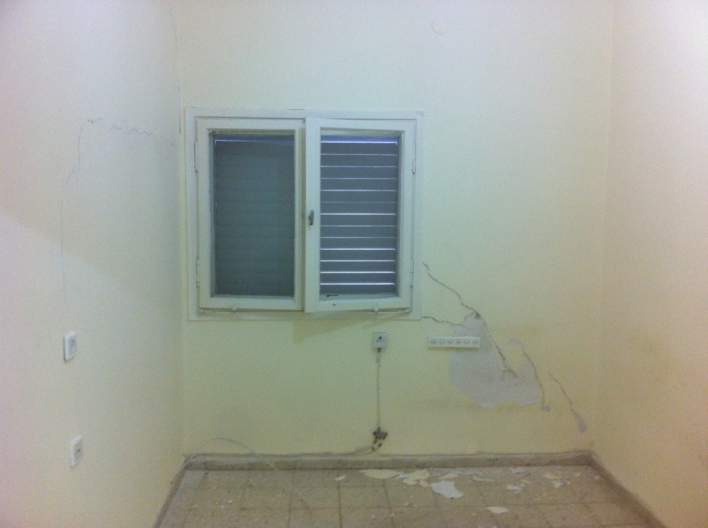 עבודת צבע - פנים וחוץ