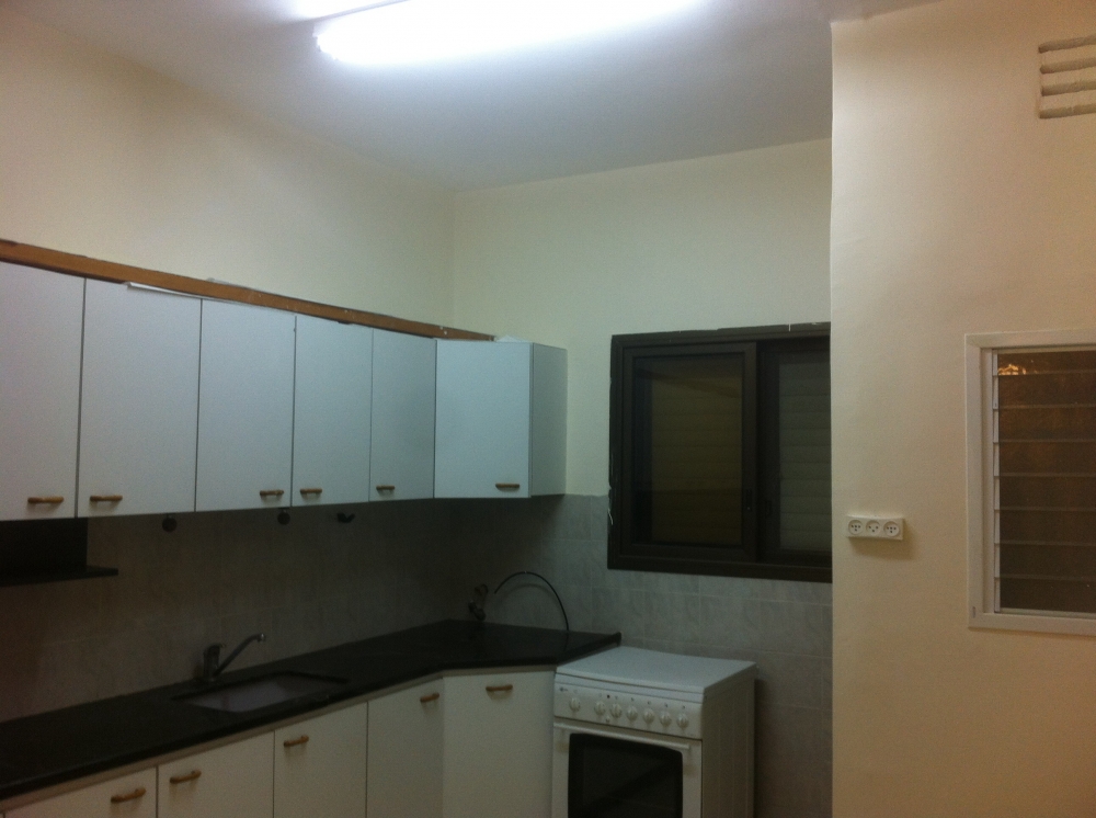 עבודת צבע - פנים וחוץ