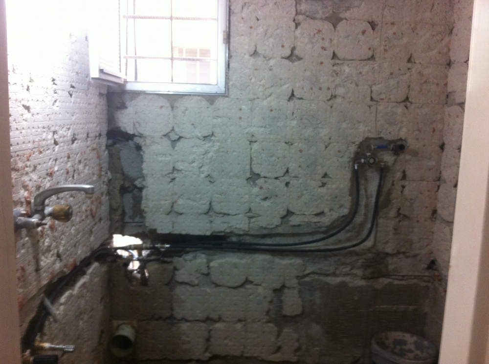 שיפוץ חדרי מקלחת וצבע