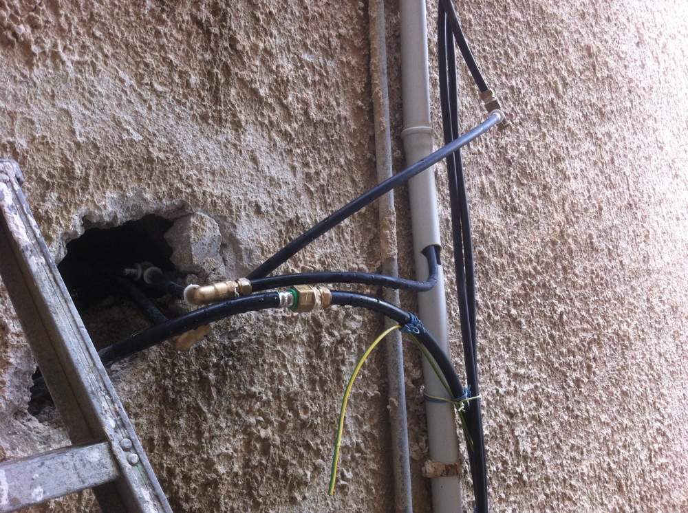 שיפוץ חדרי מקלחת וצבע