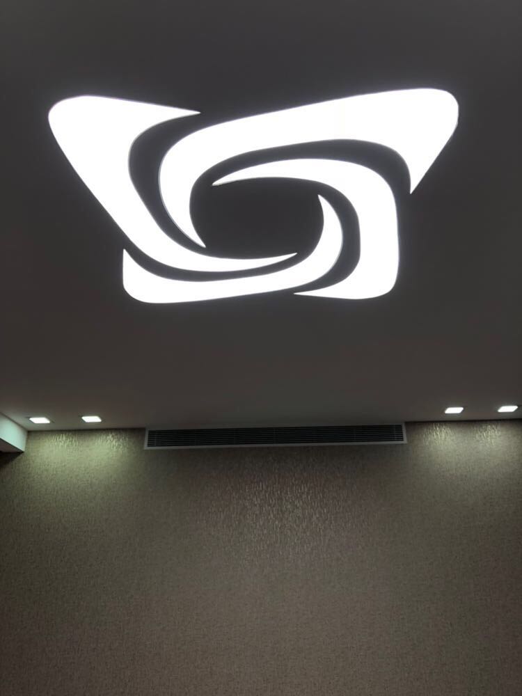 שיפוץ סלון ומטבח