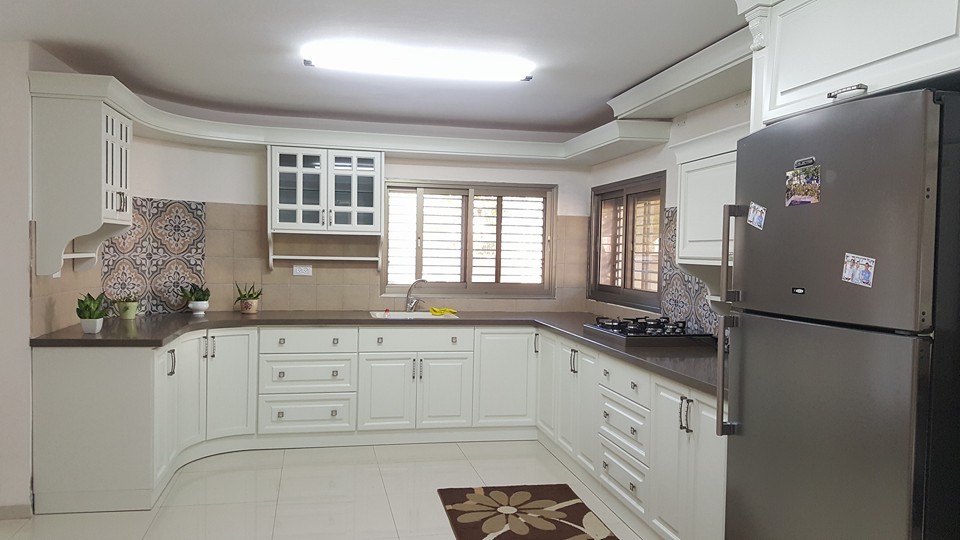 צילום מעבודה של עלי