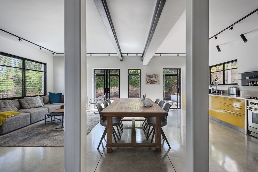 ×¤×× ×ª ×××× 