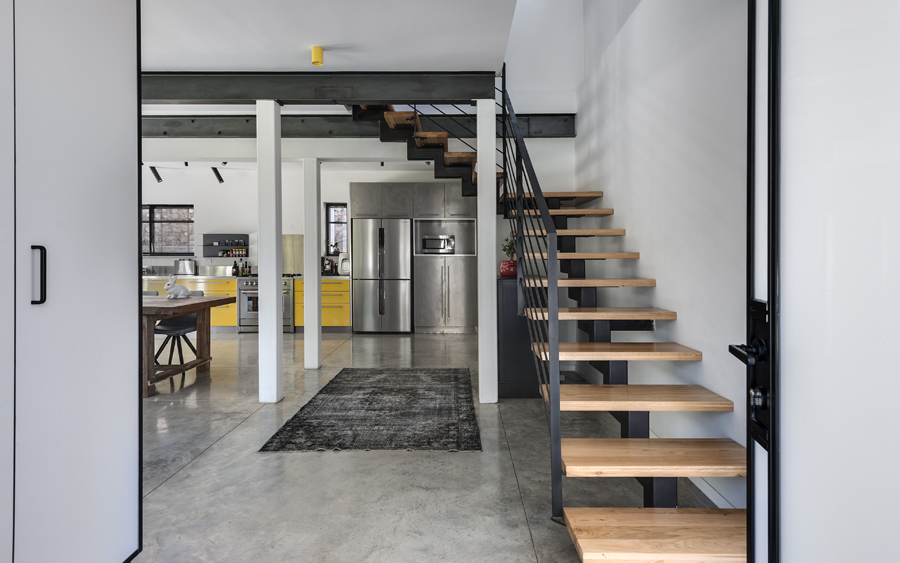 ××¨× ×××¨×××ª ××¢×¥