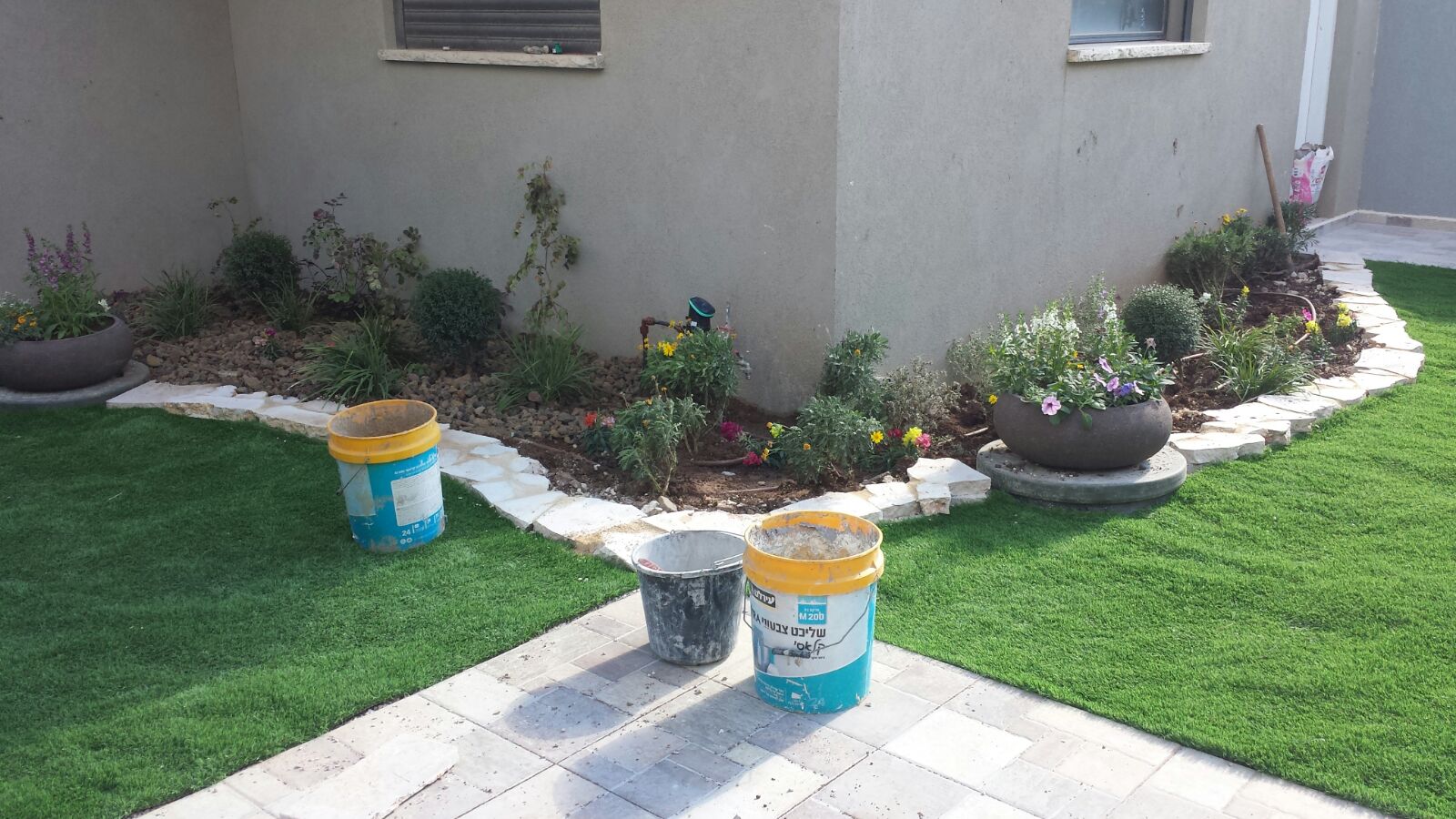 פיתוח אבנים משתלבות ועבודות חוץ