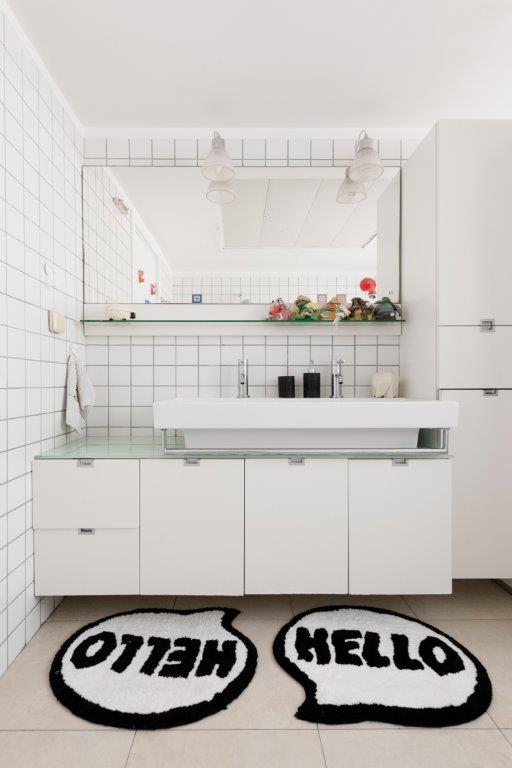 ×××¨ ×××××× ××××× × ××× ×¢× × ×××¢××ª ×©×××¨