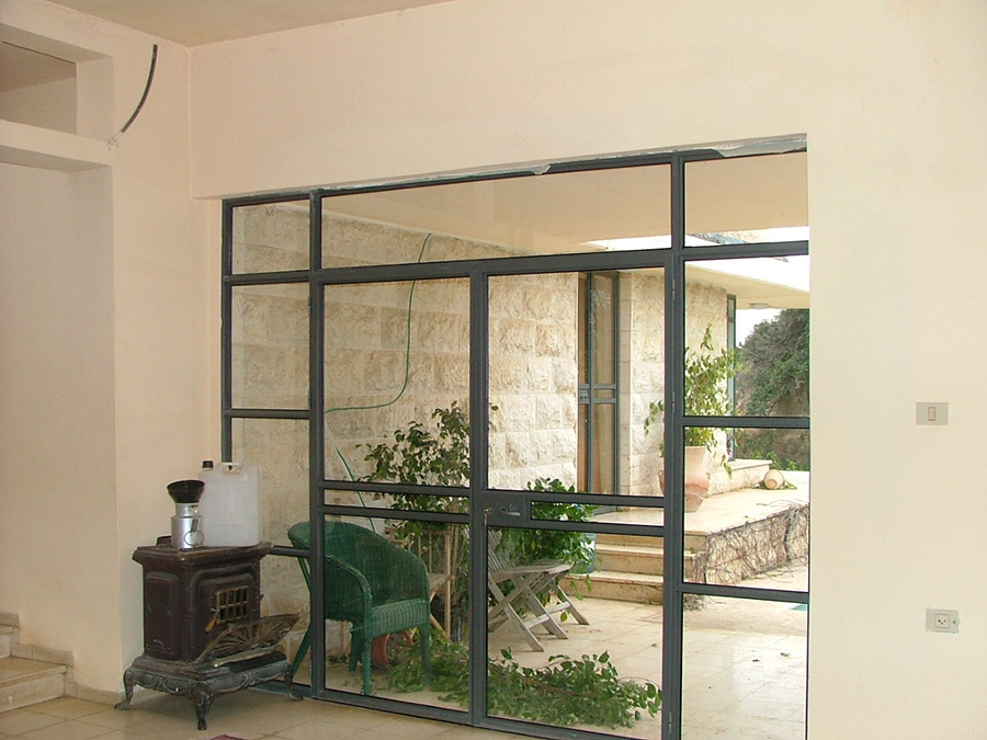 עבודות אלומיניום ומסגרות