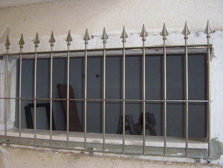 עבודות אלומיניום ומסגרות