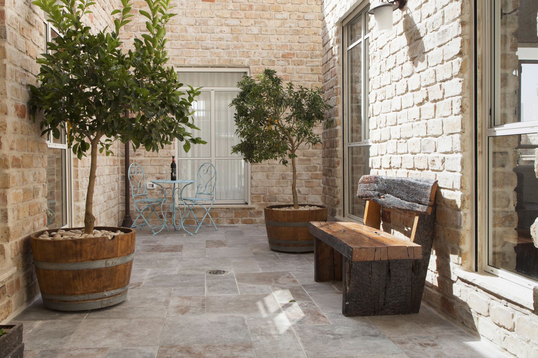 צילום מעבודה של ליעד רוזנברג