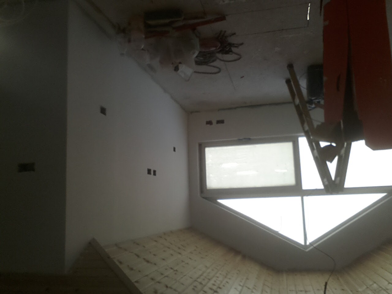 בניית חדר שינה בעליית גג