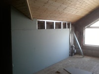 בניית חדר שינה בעליית גג