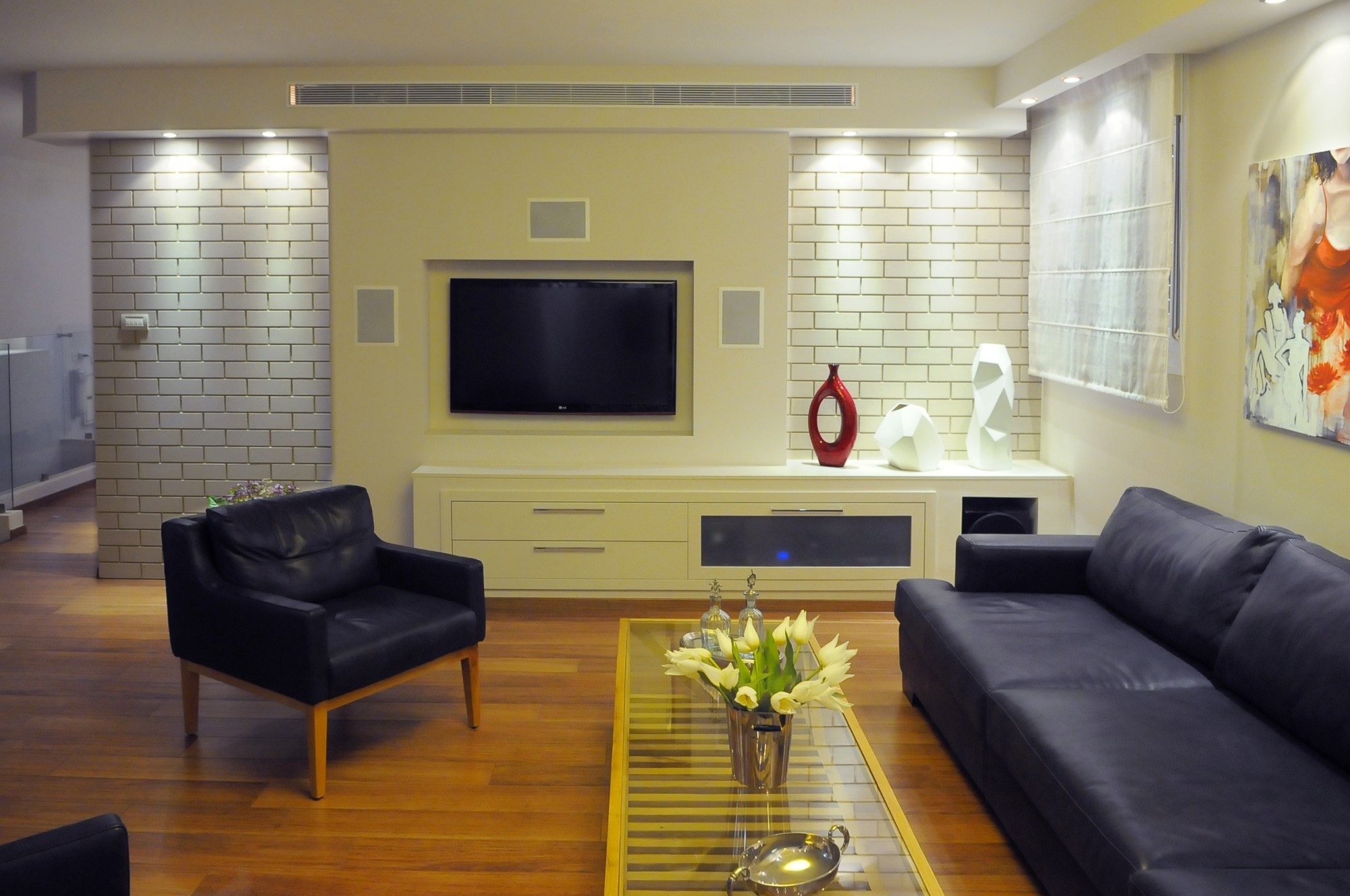 צילום מעבודה של יניב מרכז הפרקטים