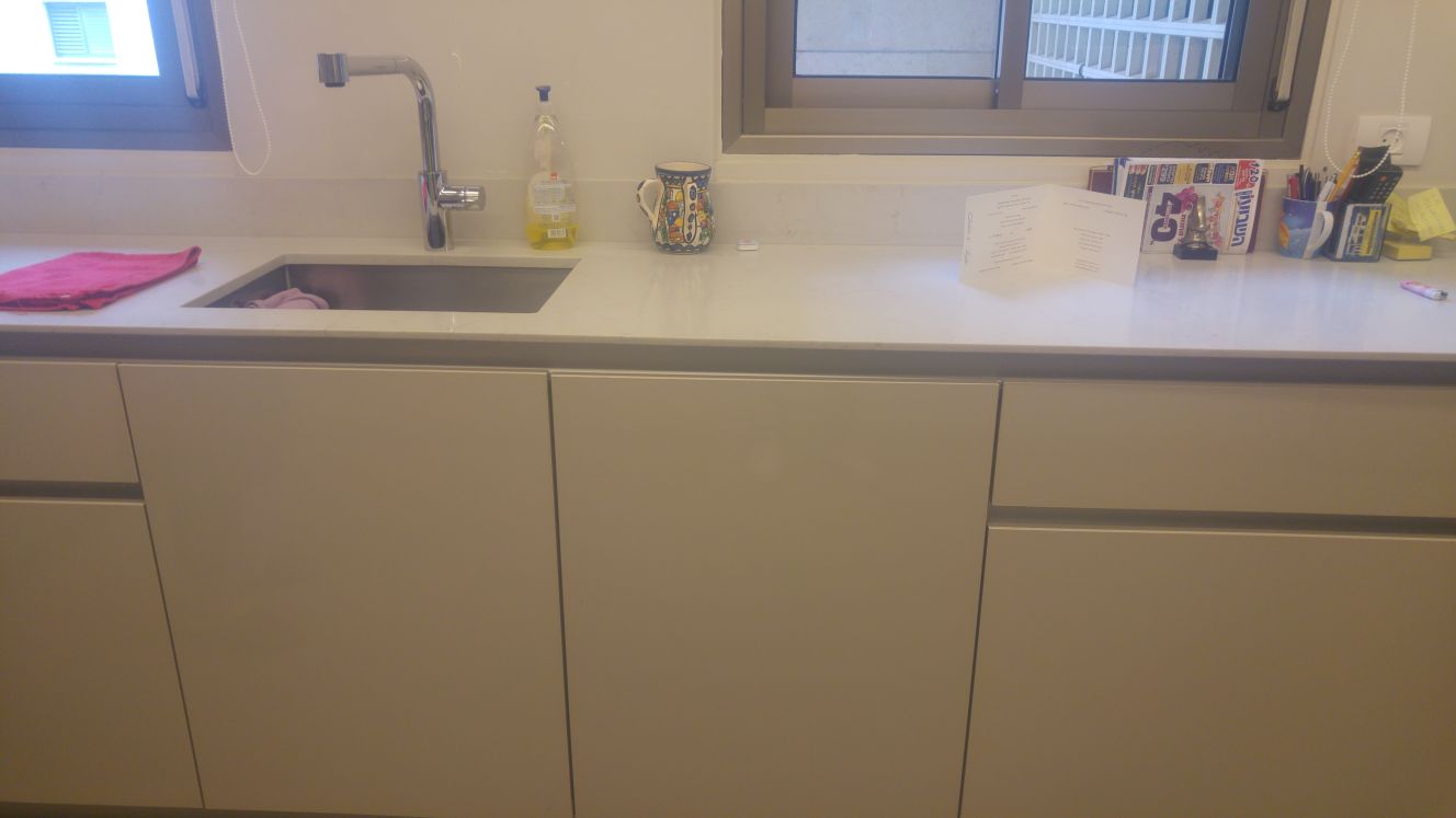 צילום מעבודה של אפרים חג'ג