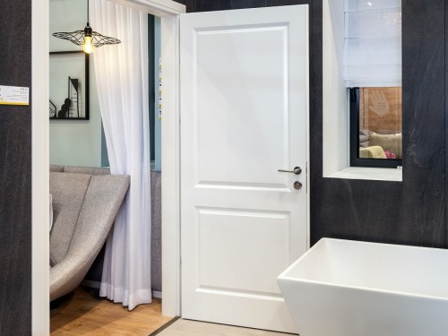 דלתות הפנים העמידות לנזקי המים מסדרת TOP